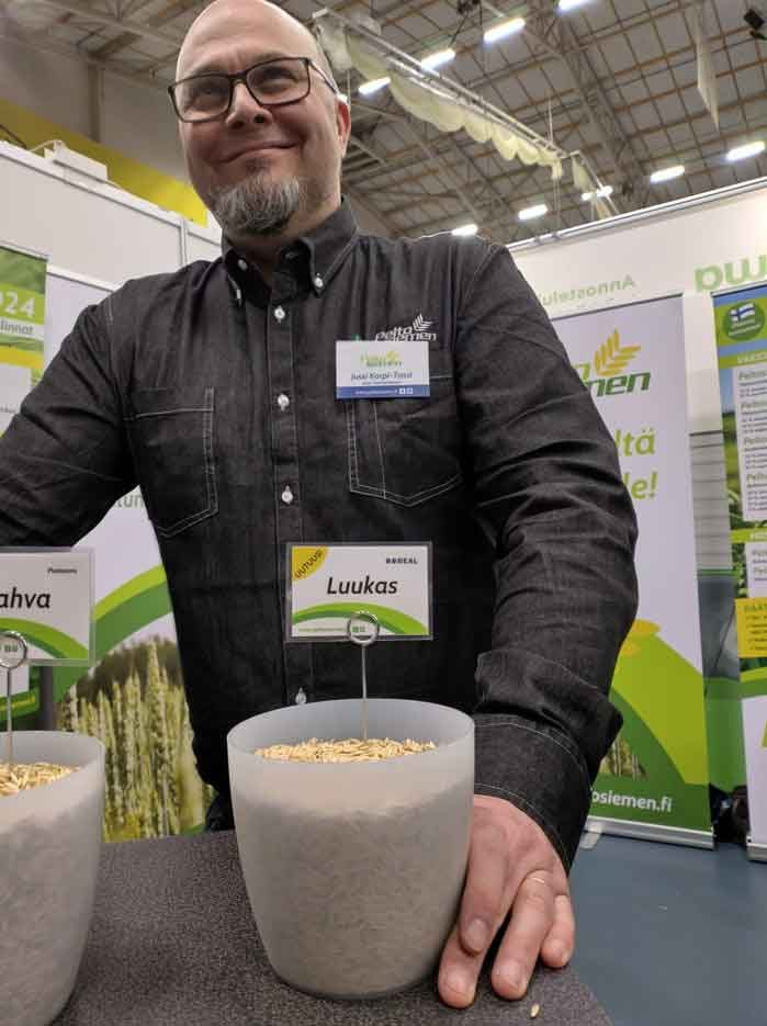 Peltosiemen_Korpi-Tassi_web